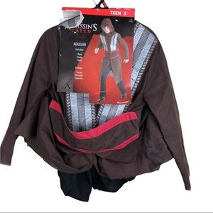 Aguilar Assassins Creed Costume, Teen Small, 3 Piece Set